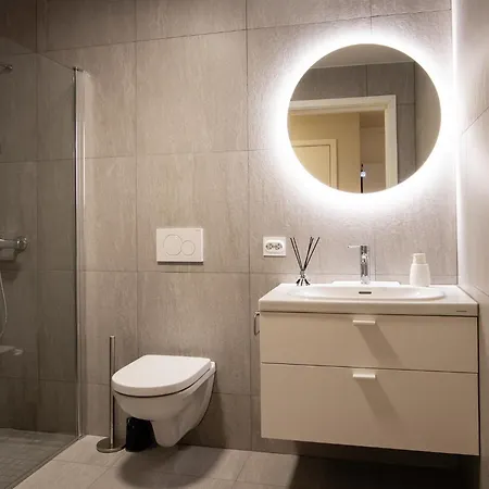 公寓 New With View In 特罗姆瑟