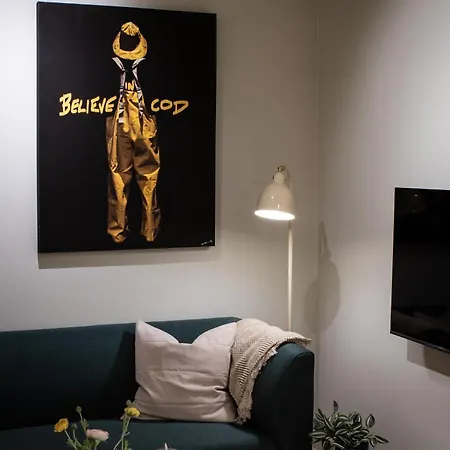 公寓 New With View In